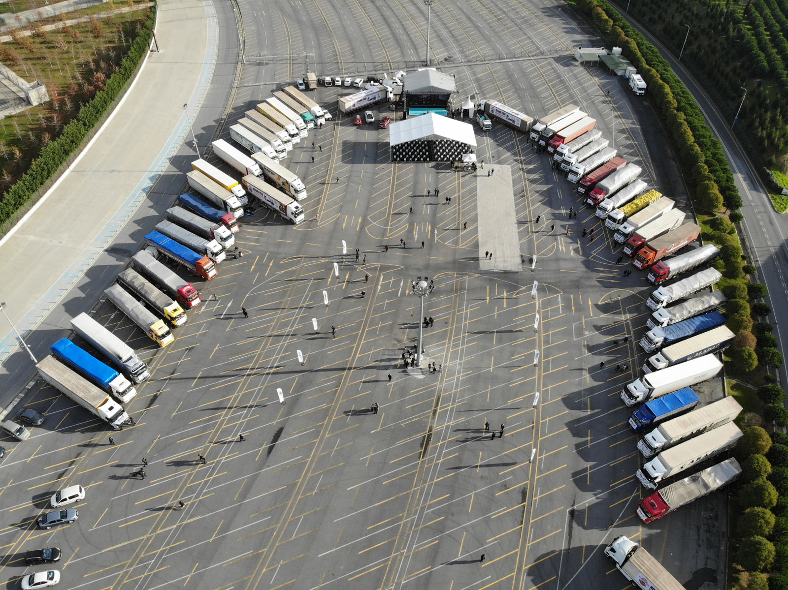 81 ilden Suriye’ye insani yardım